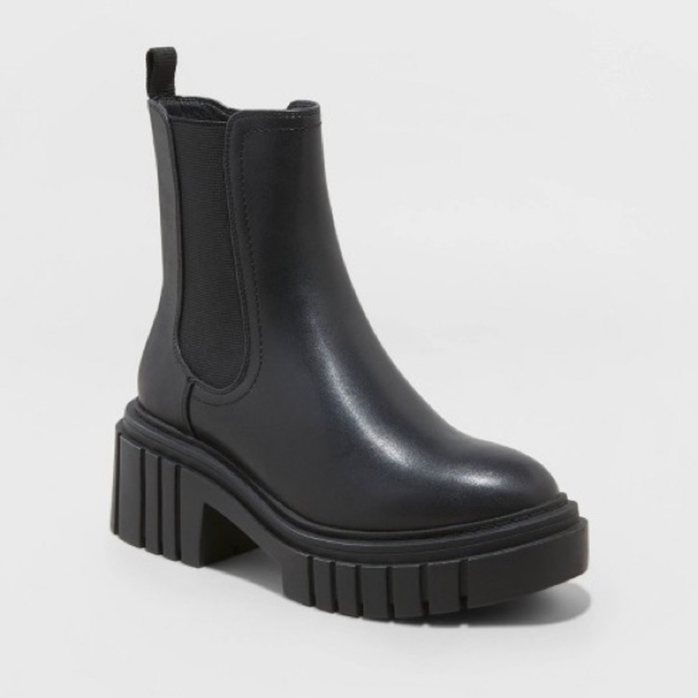Wild Fable Black Chunky Chelsea Boots